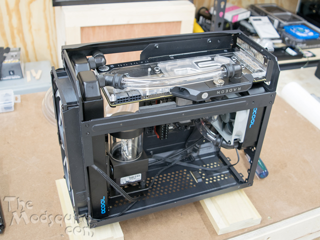 Bit_Fenix_Portal_Watercooled_18.jpg