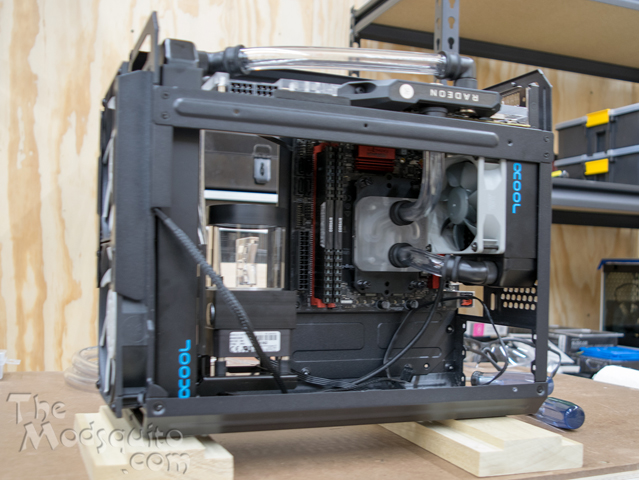 Bit_Fenix_Portal_Watercooled_19.jpg