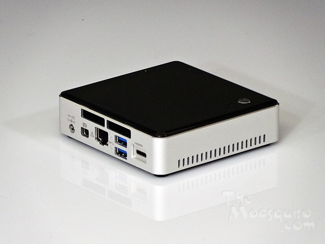 Mosquito_Hanging_in_the_balance_Intel_NUC_bit-tech_modzoo_DSC03466.JPG