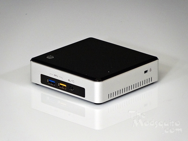 Mosquito_Hanging_in_the_balance_Intel_NUC_bit-tech_modzoo_DSC03467.JPG