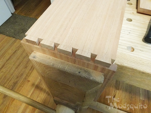 Mosquito_Victorian_Wooden_Desktop_G.Skill_DSC03374.JPG