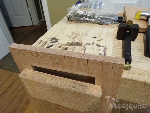 Mosquito_Victorian_Wooden_Desktop_G.Skill_DSC03375.JPG