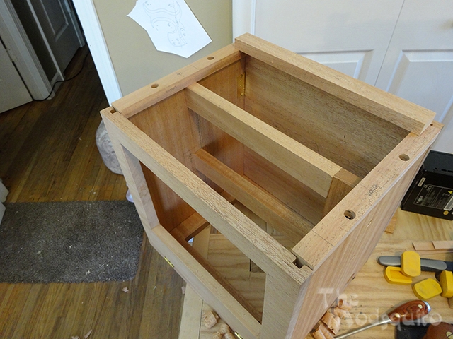 Mosquito_Victorian_Wooden_Desktop_G.Skill_DSC03629.jpg