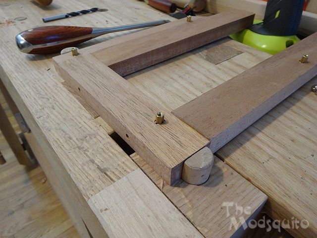 Mosquito_Victorian_Wooden_Desktop_G.Skill_DSC03638.jpg
