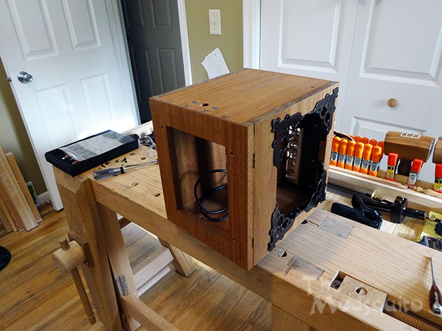 Mosquito_Victorian_Wooden_Desktop_G.Skill_DSC03891.jpg
