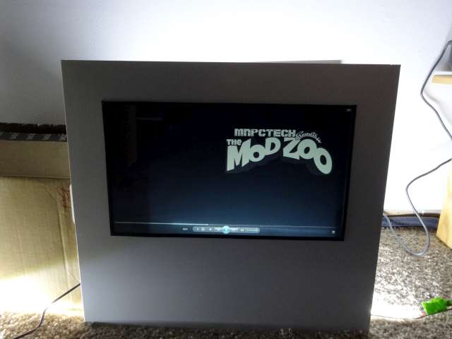 Mosquito_NZXT_H230_PrimoChill_LRT_Liquid_DSC00385-W640.jpg