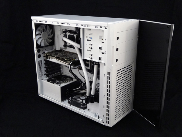 Mosquito_NZXT_H230_PrimoChill_LRT_Liquid_DSC00674-W640.JPG